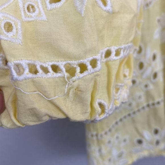 Chico’s Boho Embroidered and Beaded Yellow Cotton Blouse Top Size 4/6 Petite - Picture 6 of 9